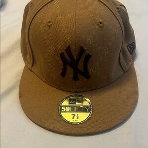 New Era Tan NY Yankees 59FIFTY Cap